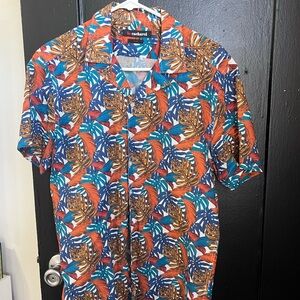 Short sleeve button down shirt